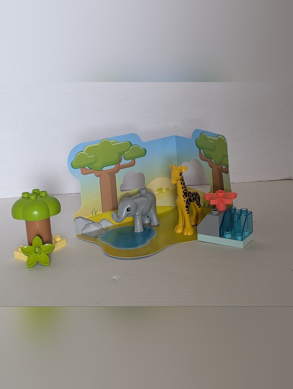 LEGO DUPLO Wild Animals of Africa 10971 Building Set Baby Elephant Giraffe 10pc